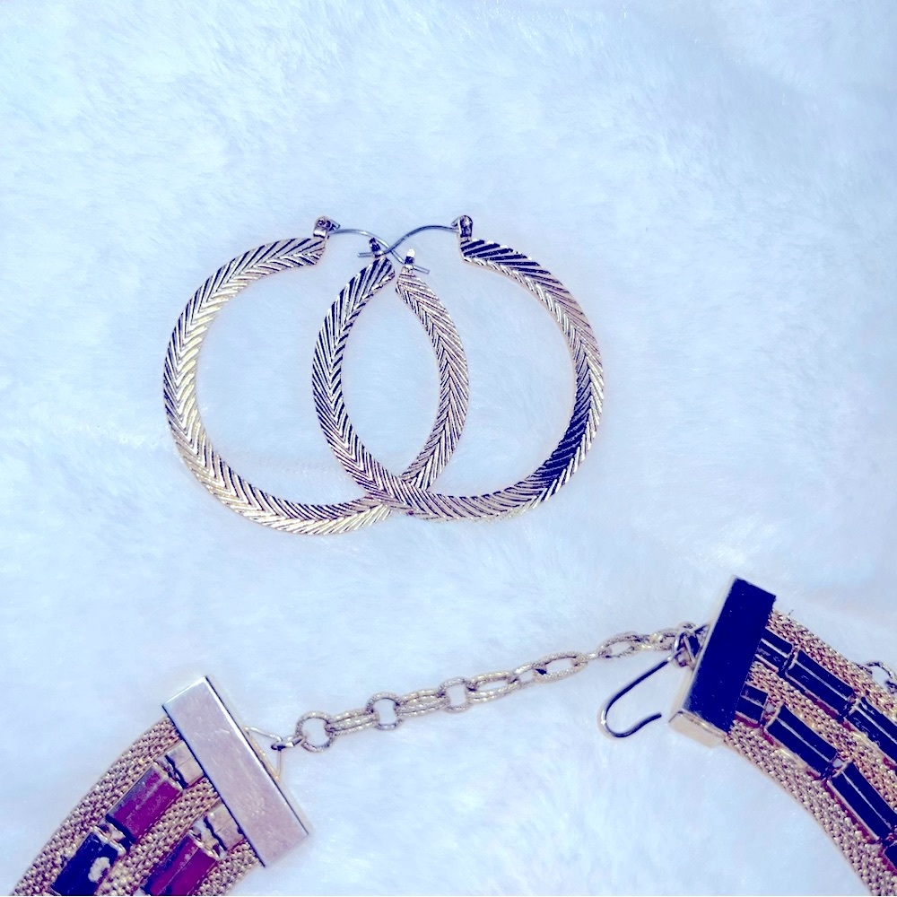 Oversized Flat Twist Y2K Hoops
